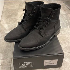 Matte black Thursday Boot Captains